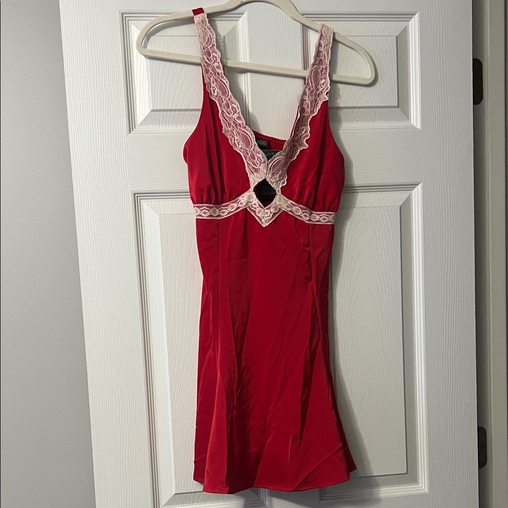 Elegant Red Lace Trim Nightgown